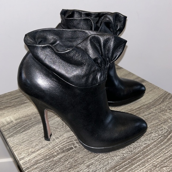 Prada Black Leather Bootie Ruffle Platform Heel size 40/10 - Picture 4 of 15